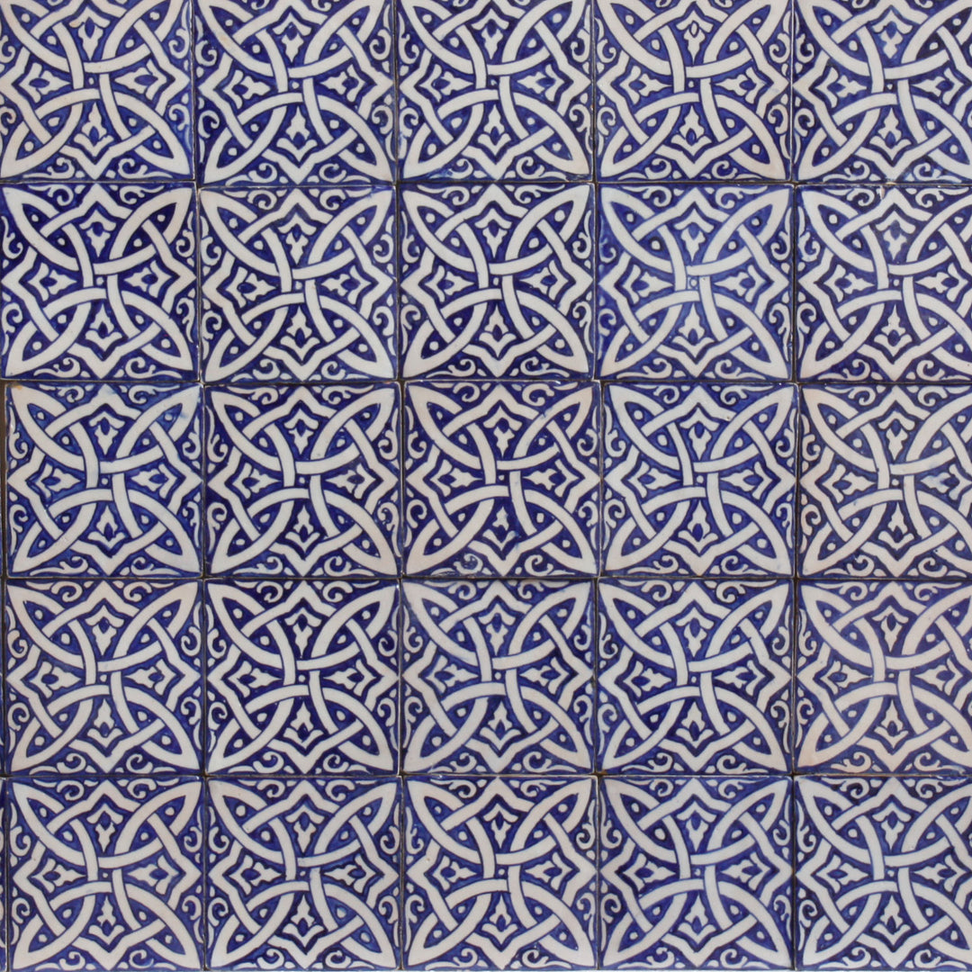 Hand painted tile Fadwa