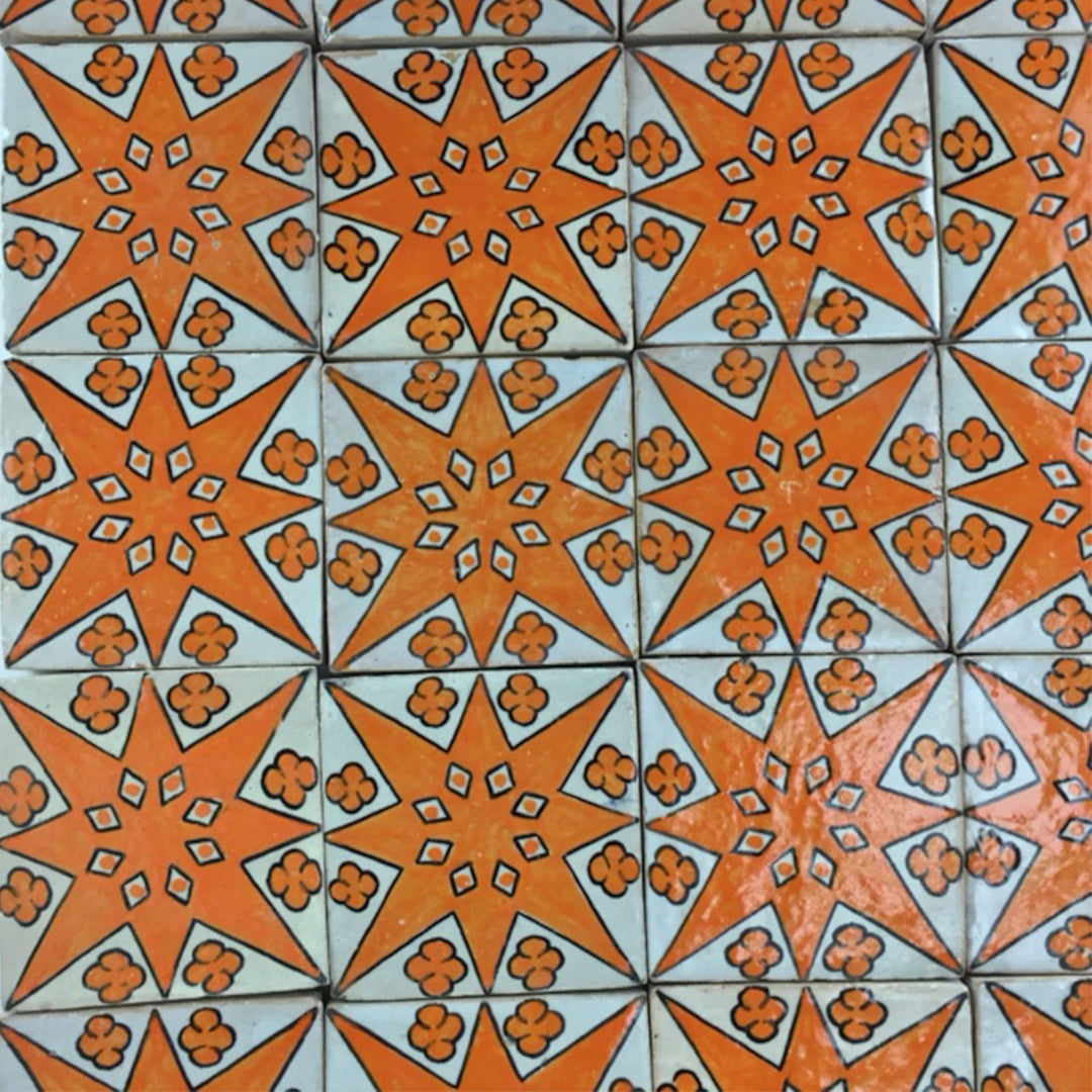 Hand painted tile Dalia