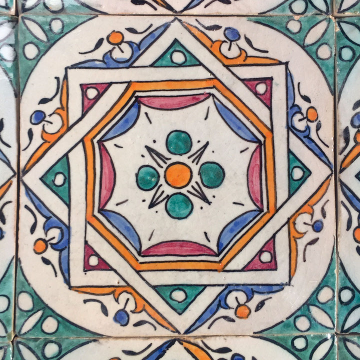 Hand painted tile Samia 10x10