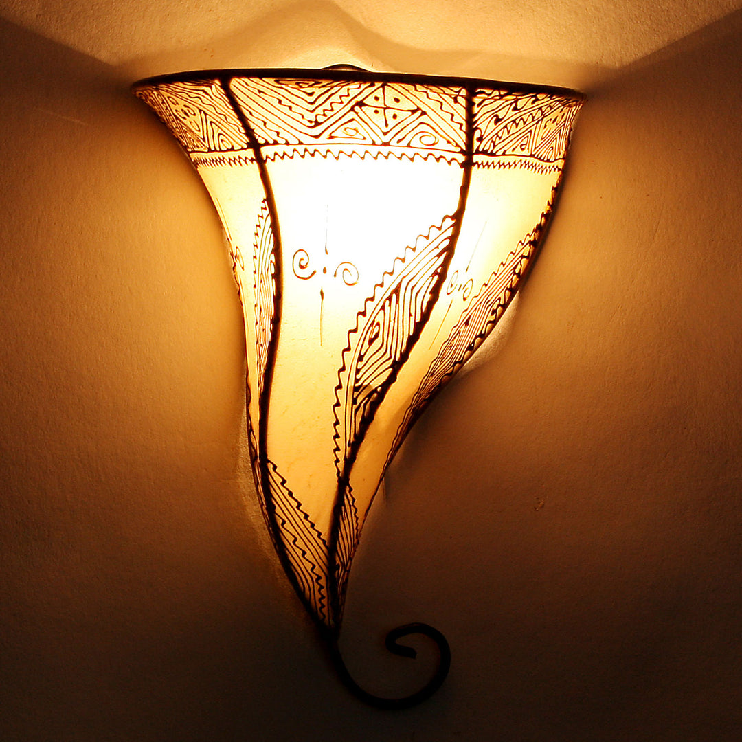 Leather wall lamp Mouza white