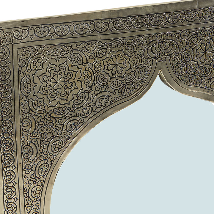 Brass mirror Safiya silver medium